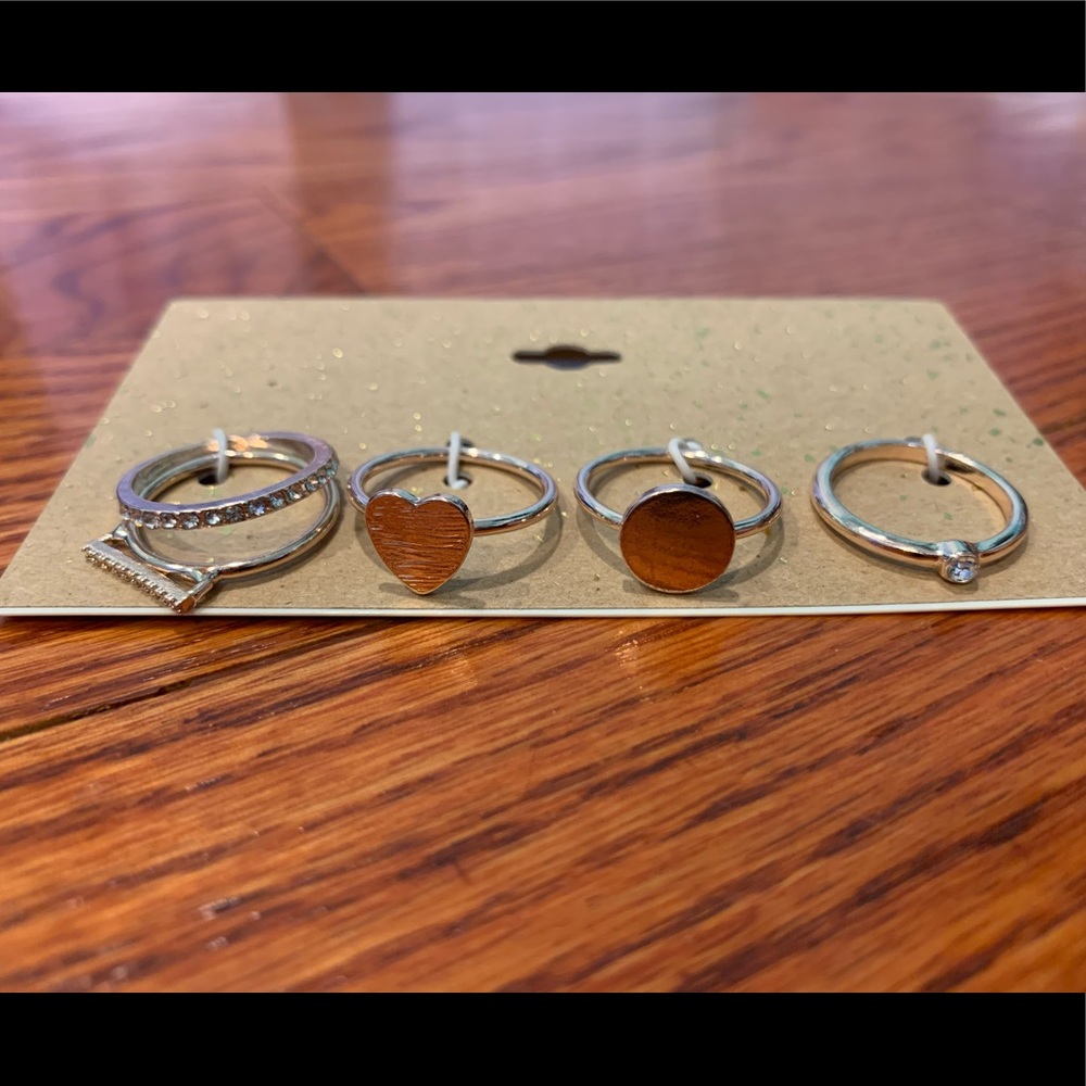 Set Of 4 Rings - Picture 1 of 2